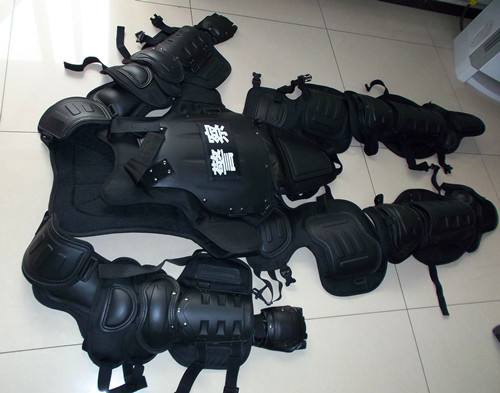 “執(zhí)勤警服”在民警的日常工作中，究竟能起到哪些作用呢？